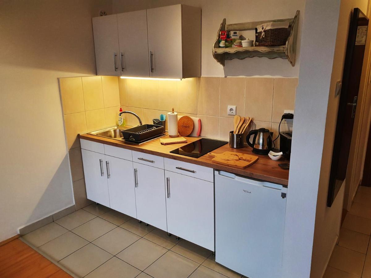 Apartman 64 - Besplatan Parking Za Goste Novi Sad Exterior photo